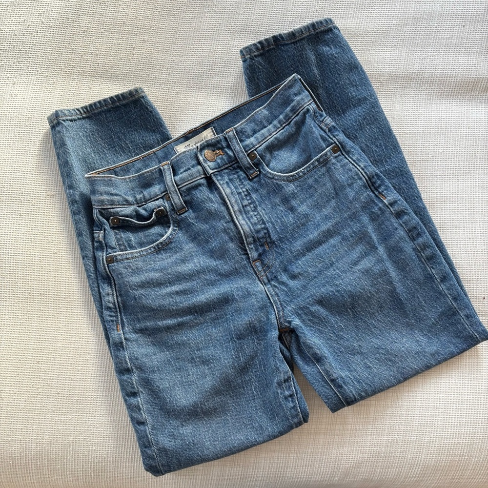 Madewell "Classic Straight" Jeans - Size 23, Classic Medium Wash Denim Blue